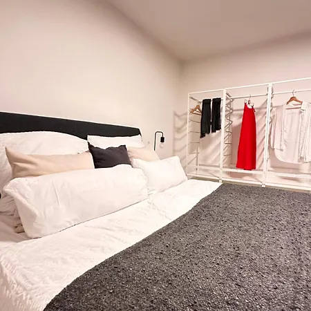 Beautiful In Old Town House City Center Apartment Zurich