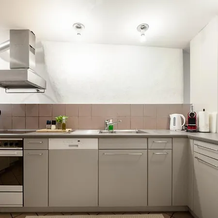 Beautiful In Old Town House Center Apartment *